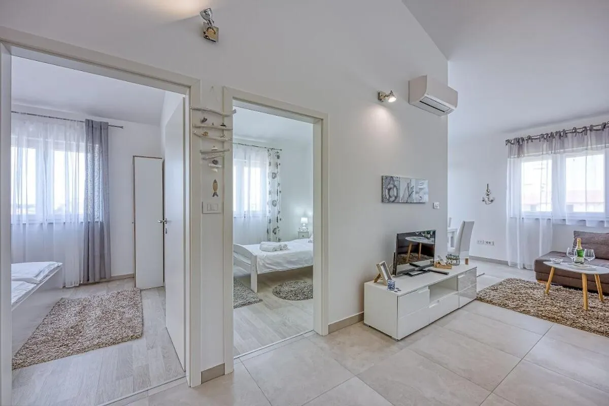 פרוי Apartment Karan קרואטיה