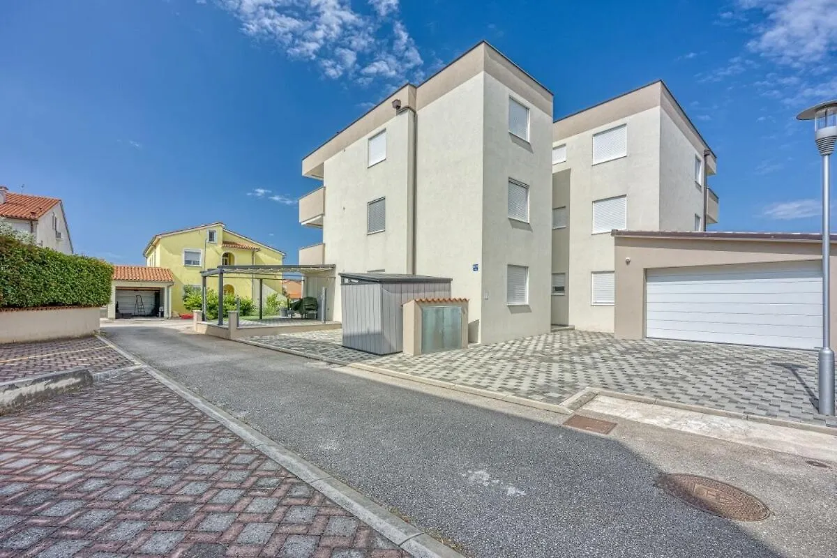 פרוי Apartment Karan קרואטיה