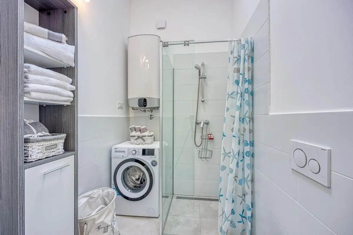 Apartment Karan بيروغ
